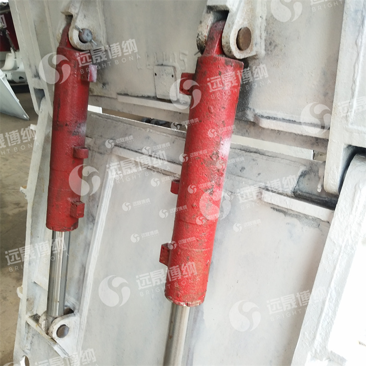 矿用双伸缩立柱