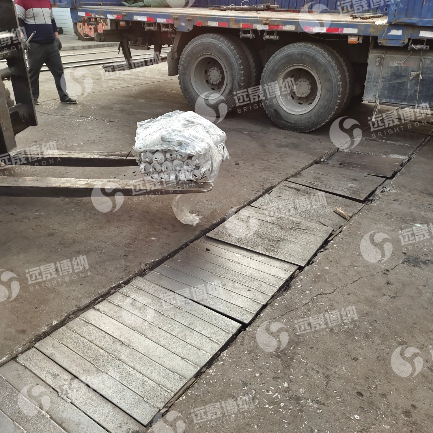 液压支架推移千斤顶