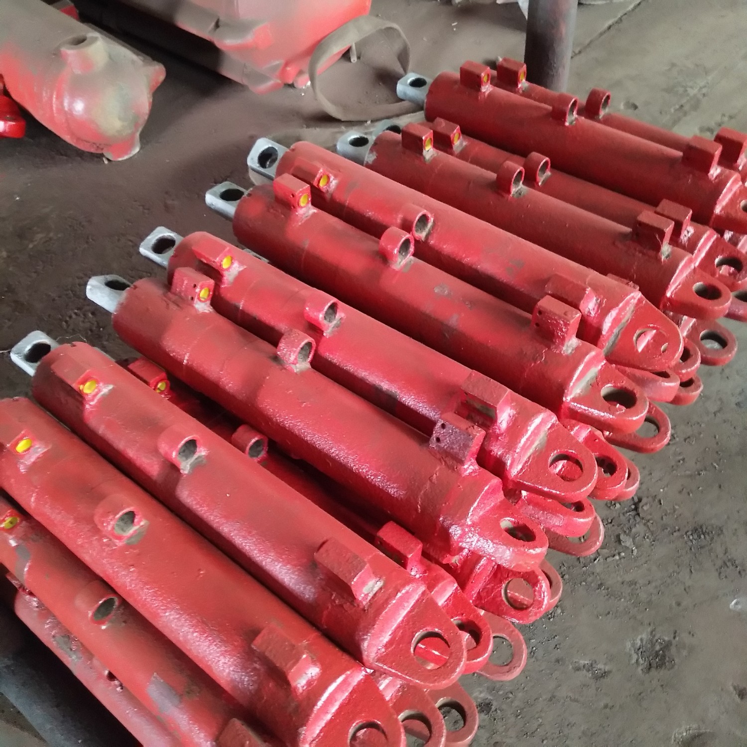 液压支架推溜千斤顶