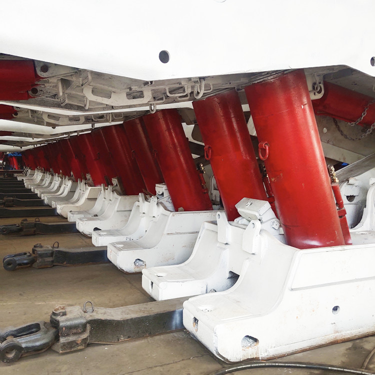 综采支架大立柱