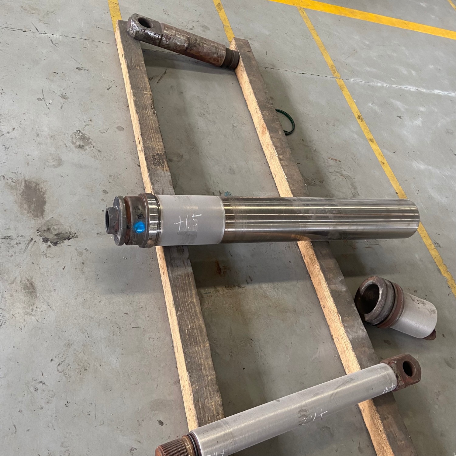 高速激光熔覆工件修复