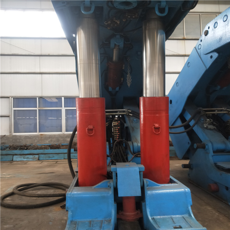 端头架液压支架前梁千斤顶