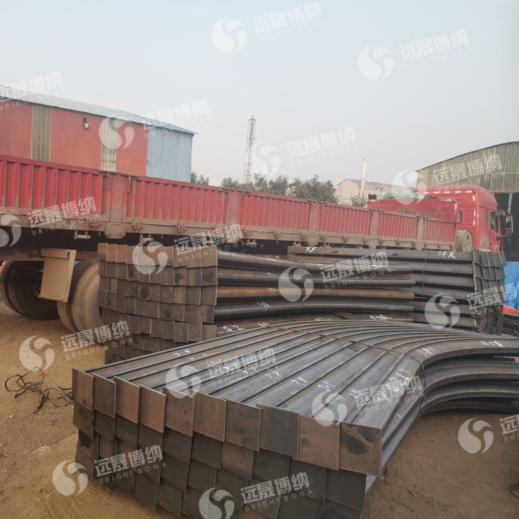 可伸缩u型钢支架