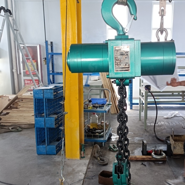 HQ2运行小车式气动葫芦 2吨防爆无火花风动葫芦 应用多种行业